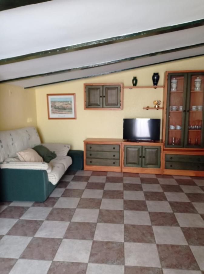 Apartamento Turistico Antigua Universidad Almagro Extérieur photo